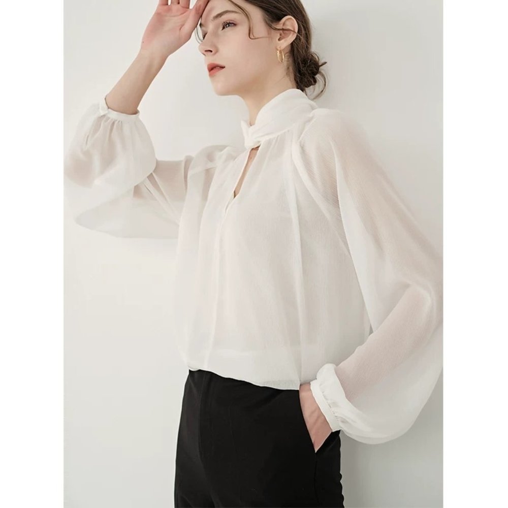 ElegantWhite summer niche shirt
